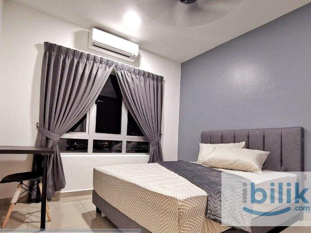 Middle Room at Pinggiran USJ 1, Subang Jaya