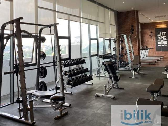 Middle room at Platinum Arena Free rental promotion