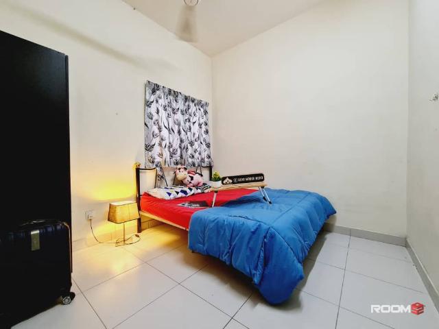 Middle Room at Puchong, Bilik Sewa Puchong [, FREE Utility] Abadi Height, Kg Pulau Meranti, Bkt Puchong