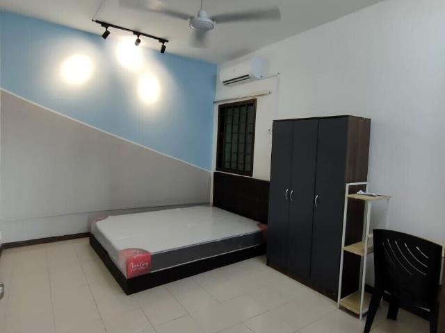Middle Room at Puri Aiyu, Shah Alam