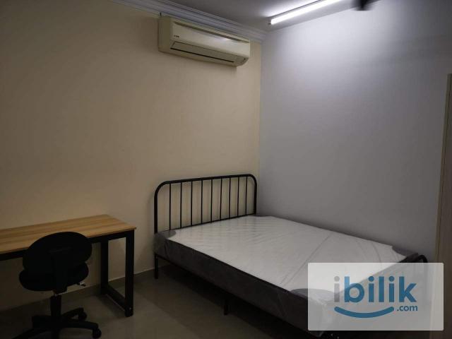 Middle Room at Putra Avenue, Putra Heights