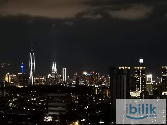 Middle Room at Residensi Kuchaimas next to Hermington Condo
