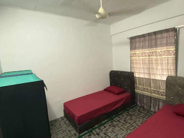 Middle Room at Seksyen16, Shah Alam
