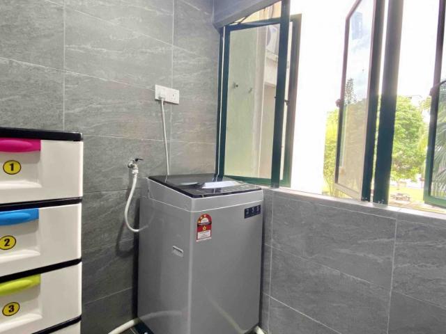Middle Room at Sunway Court, Bandar Sunway
