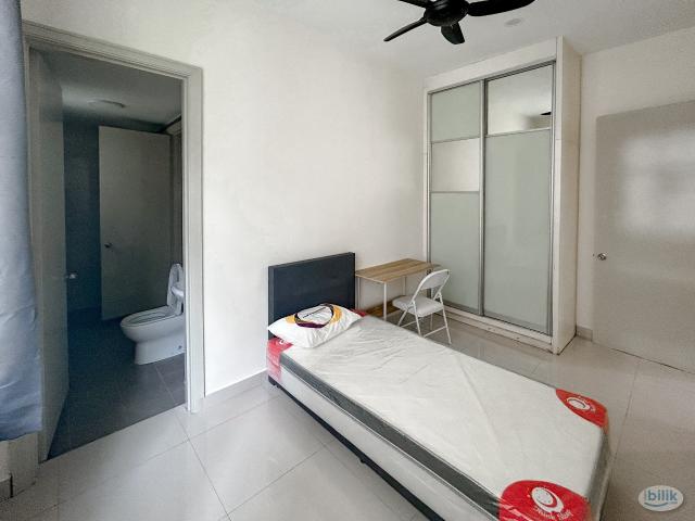Middle Room at Subang Olives, Subang Jaya