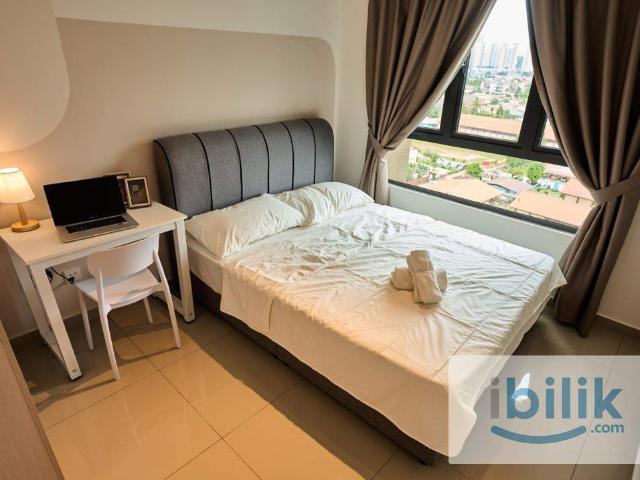 Middle Room @ D’Clover Residences, Damansara Perdana