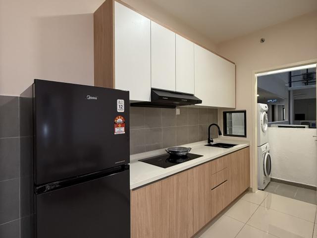 [Middle Room] D'Erica Residences New Condo at Damansara Perdana, Petaling Jaya for Rent