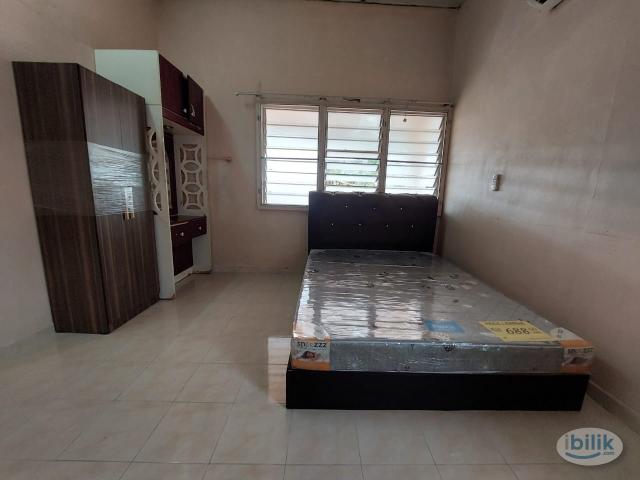 Middle Room Di Taman Golf BERDEKATAN HSB/AMAN CENTRAL/KMC
