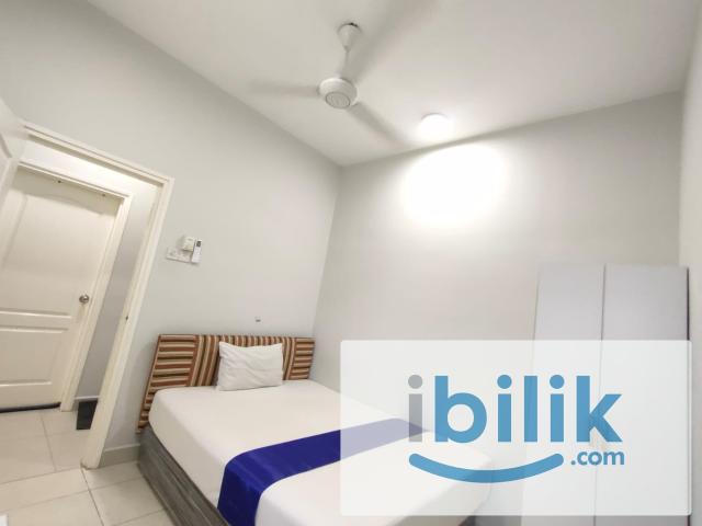 Middle Room for Female at Bandar Utama, Kuala Lumpur