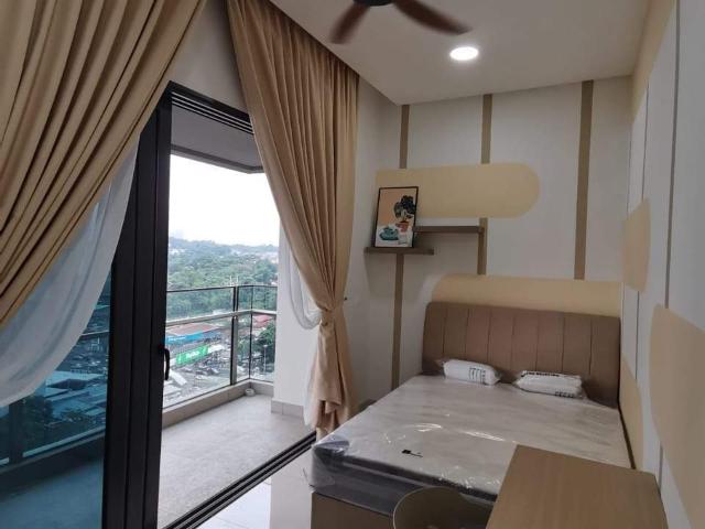 Middle Room For Rent at Tria Seputeh Old Klang Road