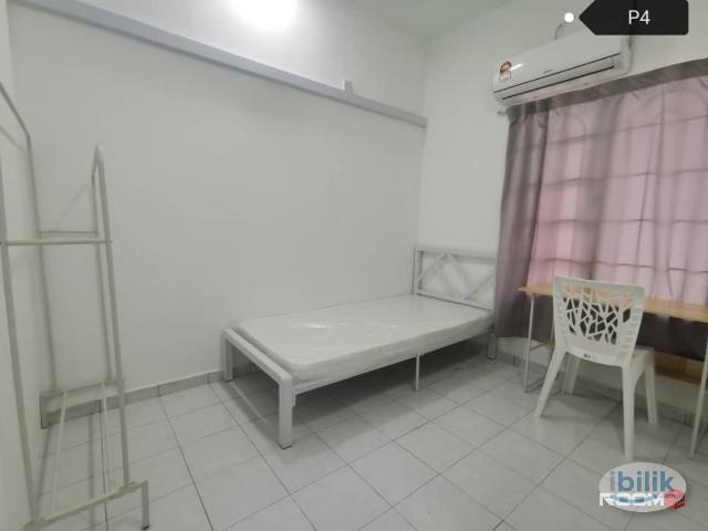Middle Room For Rent At USJ Subang ! ✨