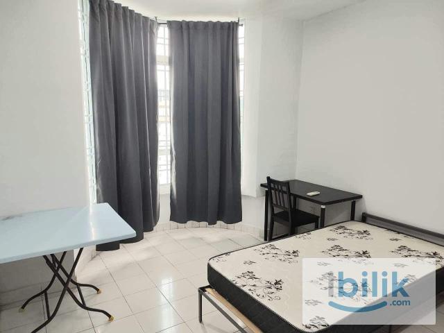 Middle room for rent at Angkasa Condominiums, Cheras