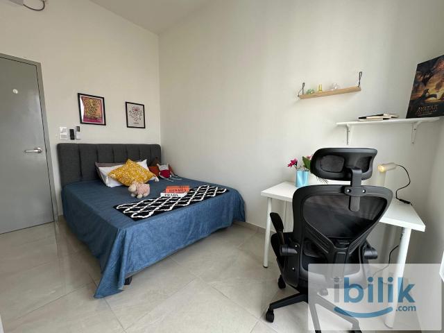 Middle Room for rent at Lucerne Residences, Bayan Lepas