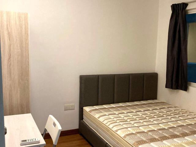 Middle room for rent at Metropolitan Square Damansara Perdana Petaling Jaya PJ