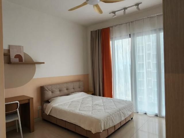 Middle Room For Rent at Sunway Belfield, Kampung Attap