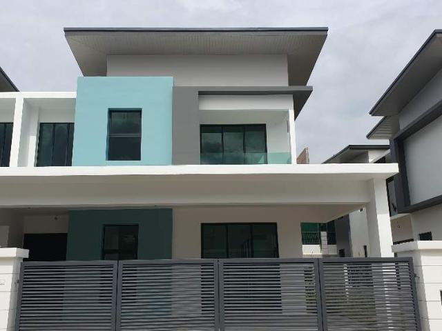 Middle Room for Rent in Bukit Banyan Sierra Semi D