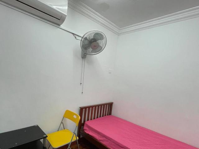 ‍♂️ Middle Room for rent in SS15, Subang Jaya near INTI College and Subang Square!