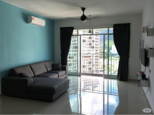 Middle Room furnished with Free 500mbps Wifi included in rental