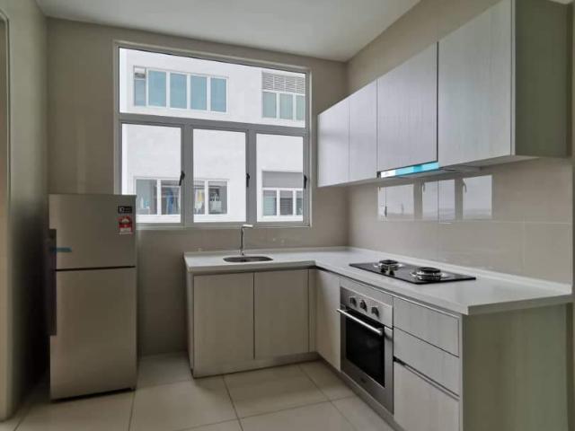 Middle Room @ Green Residence Cheras
