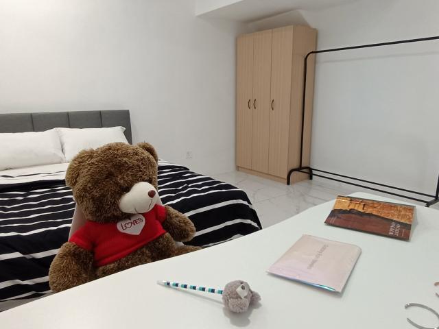 Middle Room Near Sunway/Icon City/Paradigm Mall/SS3/SS2/Kelana Jaya