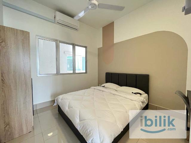 Middle room razak city mix unit