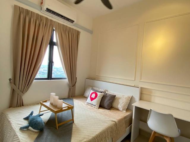 Middle room Sentul
