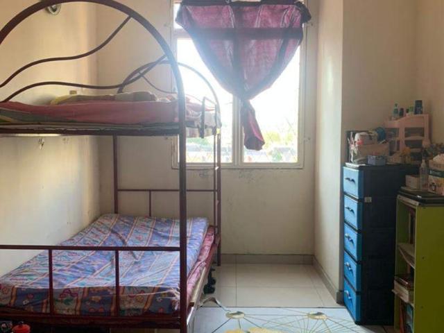 Middle Room Sharing