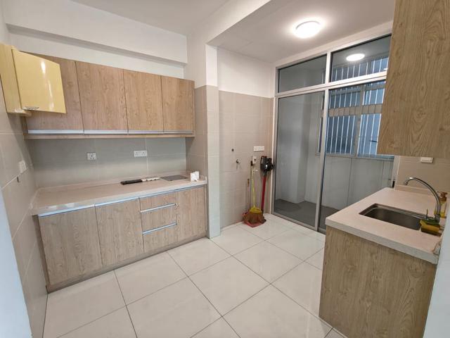 Midfileds 2 Condominium at Sg Besi nice place to stay