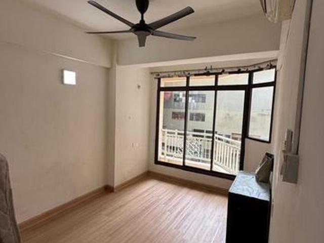 Midlands Condo 800sf Renovated Good Rental Good ROI Pulau Tikus