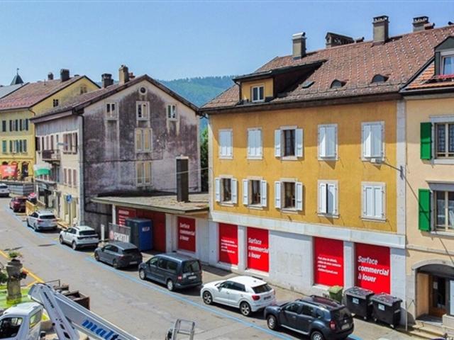 Eigentumswohnanlage mit 4 Wohnungen und 1 Gewerbeeinheit Im Herzen von Ste Croix