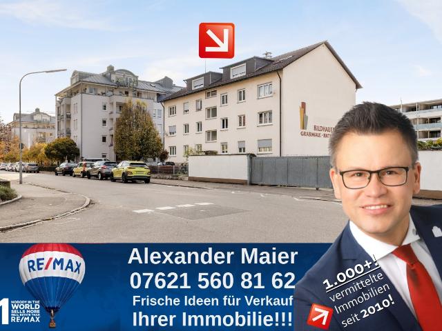 MIETE: 1.920, € / Monat! Renovierte 4 Zi ETW mit PKW Stellplatz zentral in Lörrach!