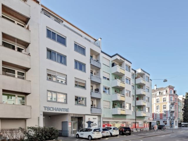 MIETEN OHNE KAUTION Modern sanierte Wohnung mit heller Atmosphäre
