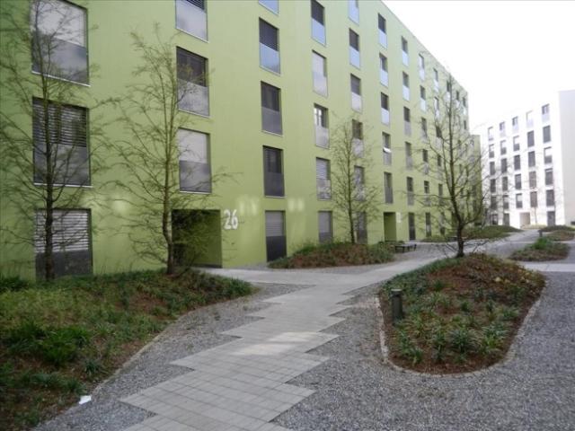 MIETEN OHNE KAUTION Hoch Hinaus! Oberste Etage mit grossem Balkon!