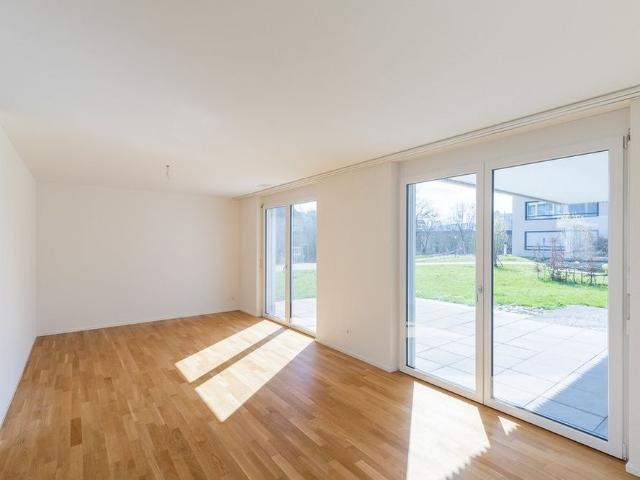 MIETEN OHNE KAUTION 3.5 Zimmerwohnung mit Sicht auf das Schloss