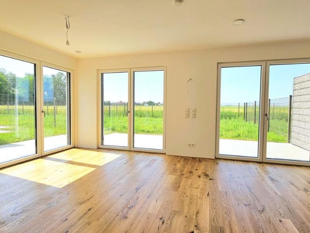 Mietkauf: Exklusive große Doppelhaushälfte auf Eckgrundstück Modern Lichtdurchflutet