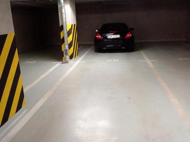 Miejsce parkingowe do wynajęcia