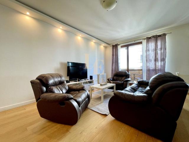 Mieszkanie m4 z aneksem kuchennym 115 m² na wynajem Warszawa, Stegny Mokotów Stegny