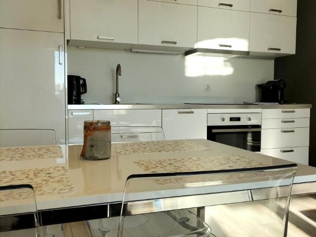 Mieszkanie m2 z kuchnią w zabudowie 64,43 m² na wynajem Kołobrzeg