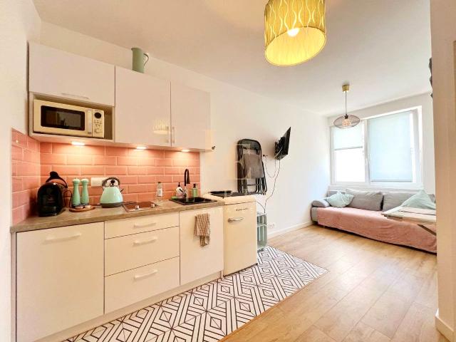 Mieszkanie m2 z kuchnią z oknem 37 m² na wynajem Warszawa, Śródmieście