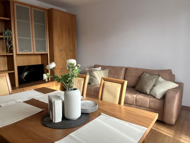 Mieszkanie m2 z oddzielną kuchnią 46 m² na wynajem Wrocław, Fabryczna