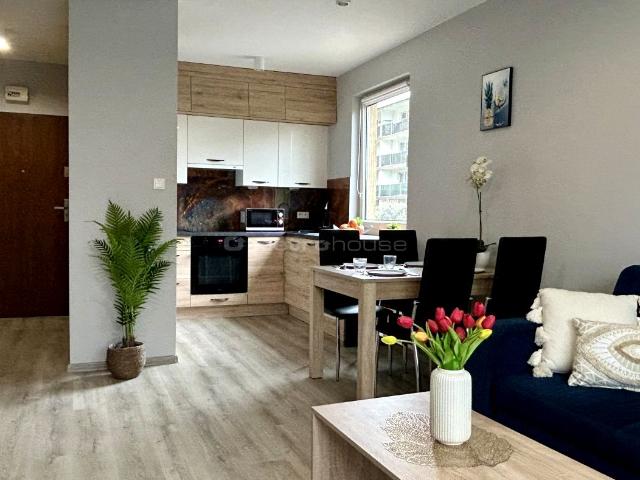 Mieszkanie m2 39,90 m² przy lesie na wynajem ul. Powstańców, Ząbki