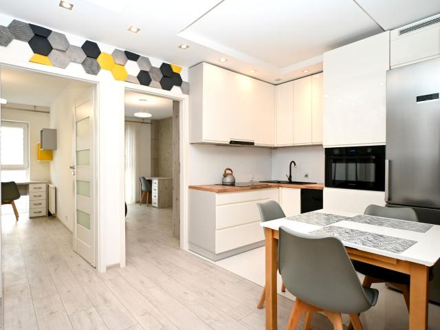 Mieszkanie m3 z aneksem kuchennym 60 m² na wynajem ul. Poznańska, Kraków, Krowodrza