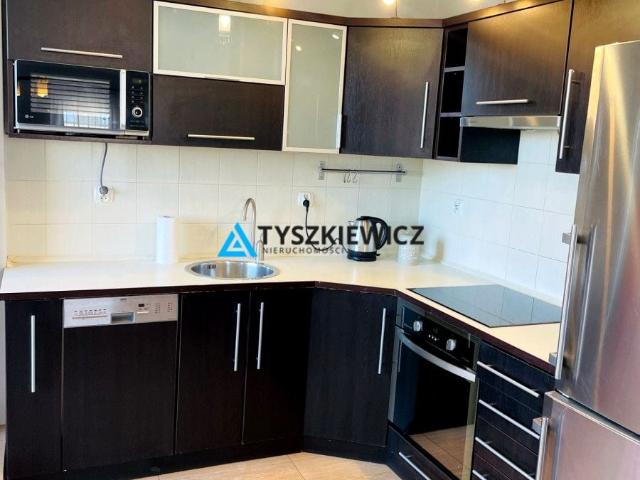 Mieszkanie m3 z kuchnią z oknem 52,20 m² na wynajem ul. Kosynierów, Rumia