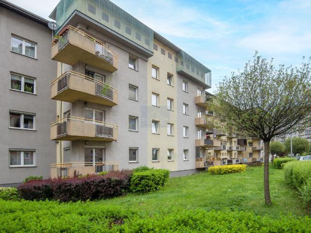 Mieszkanie na sprzedaż 3 pokoje Częstochowa, 63,63 m2, 1 piętro