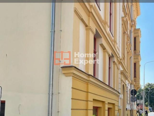 Mieszkanie na sprzedaż 3 pokoje Legnica, 71 m2, parter