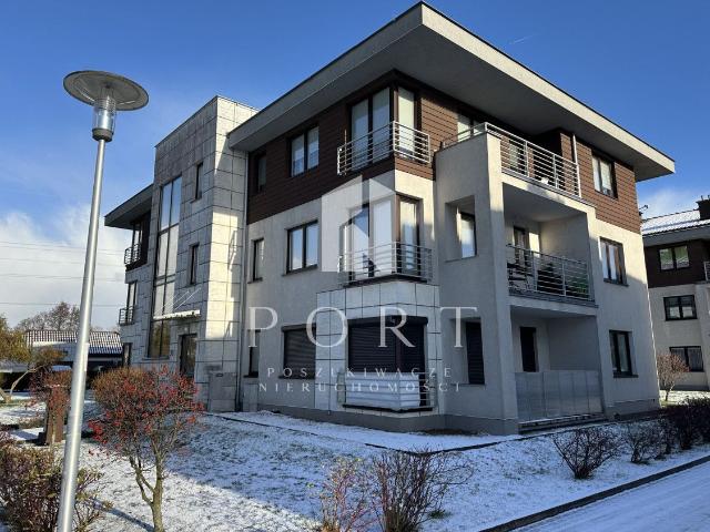 Mieszkanie na sprzedaż 3 pokoje Reda, 55 m2, 1 piętro