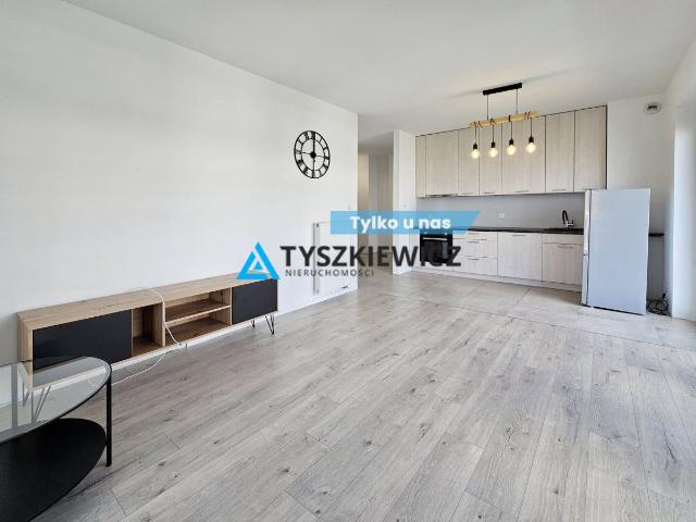 Mieszkanie na sprzedaż 3 pokoje Rumia, 54,82 m2, 3 piętro