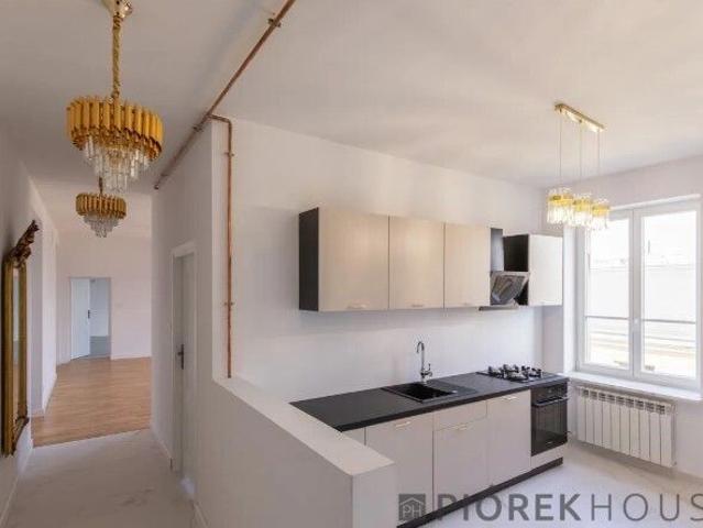 Mieszkanie na sprzedaż 3 pokoje Warszawa Śródmieście, 150 m2, 3 piętro