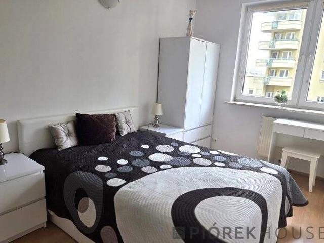 Mieszkanie na sprzedaż 3 pokoje Warszawa Wola, 72 m2, 4 piętro