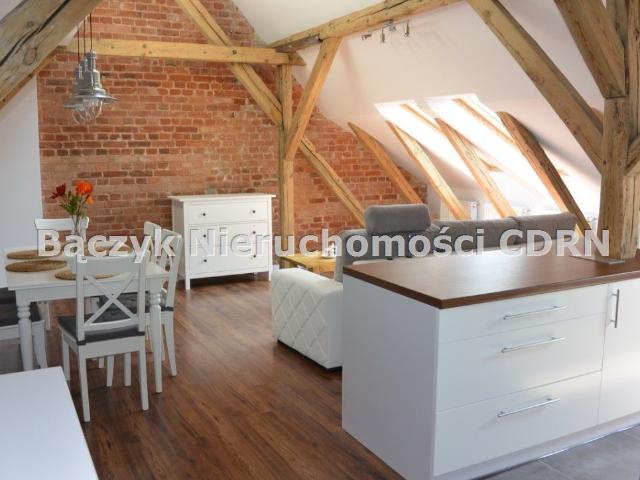 Mieszkanie na sprzedaż 16 pokoi Gliwice, 72 m2, 3 piętro